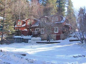 The Crofting Inn Cloudcroft Exterior photo