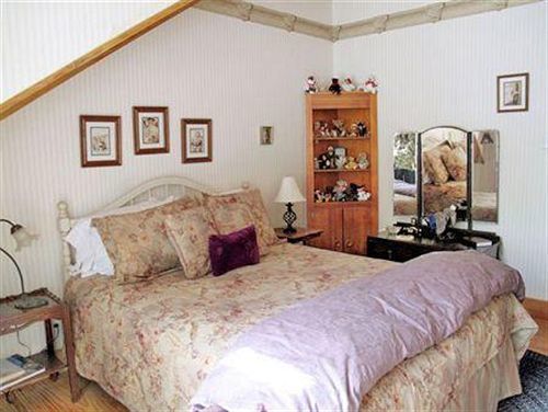 The Crofting Inn Cloudcroft Exterior photo